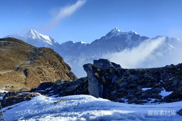 高清摄影 雪山之巅的宁静