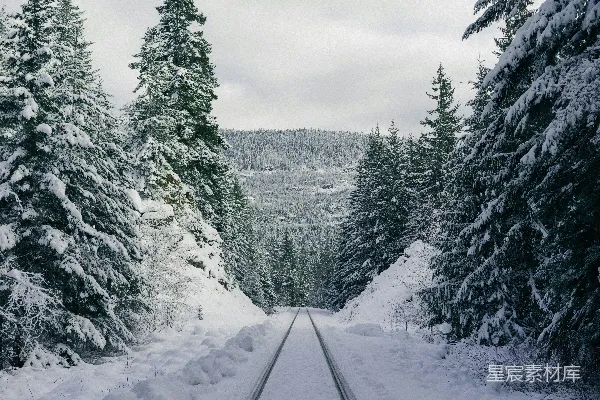 高清摄影 雪中的铁路