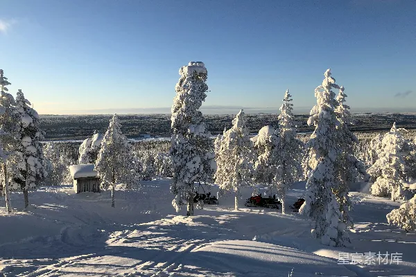 高清摄影 冬日雪景中的静谧小屋