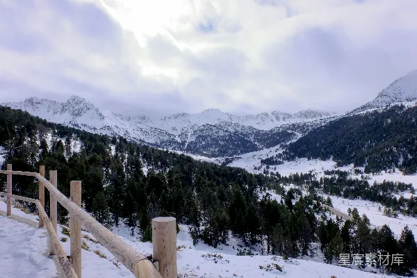 高清摄影 雪后的阿尔卑斯山