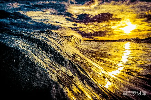 高清摄影 金色浪花与夕阳