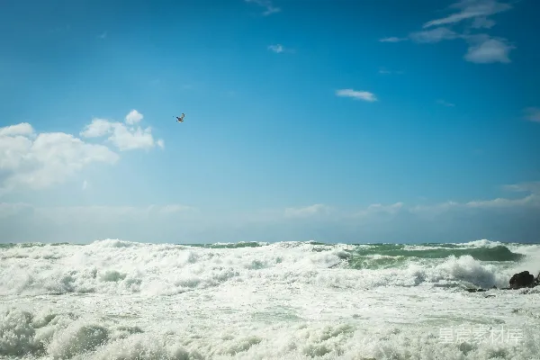 高清摄影 海浪与蓝天