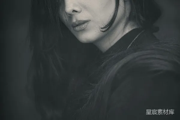 高清摄影 黑白色调的女性肖像