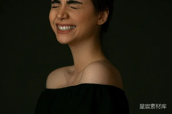 高清摄影 青春的笑声