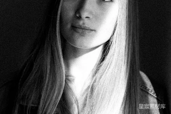 高清摄影 黑白色调的女性肖像