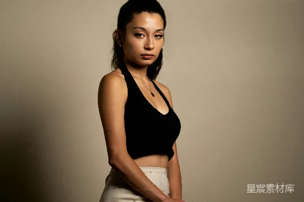 高清摄影 简约风格女性肖像