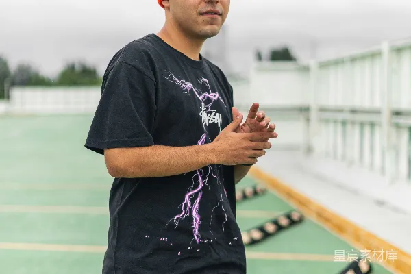 高清摄影 街头风格的滑板少年