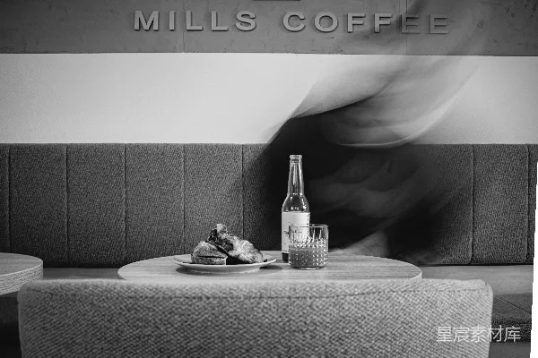 高清摄影 Mills Coffee的静谧角落