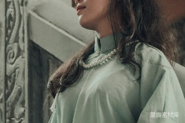 高清摄影 古典女子的静谧之美