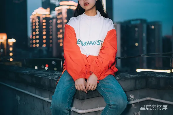 高清摄影 城市夜景下的青春姿态
