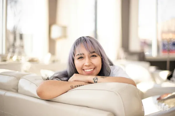 高清摄影 阳光下的微笑
