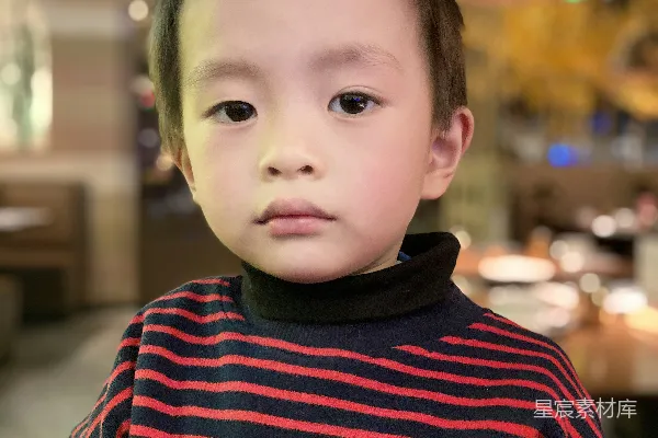 高清摄影 小家伙的可爱瞬间