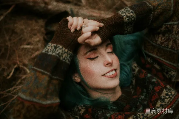 高清摄影 青发少女的自然时光