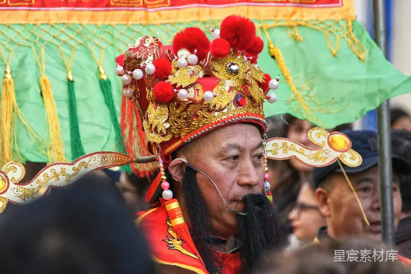 高清摄影 传统节日庆典中的装扮者