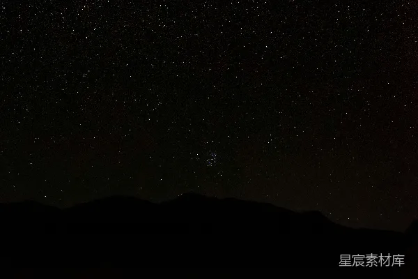 高清摄影 夜空下的恋人