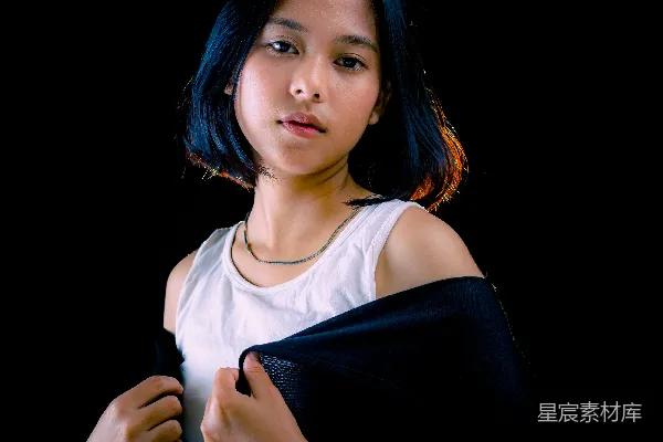 高清摄影 自信的年轻女性