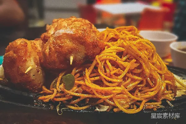 高清摄影 铁板烧意面配鸡块