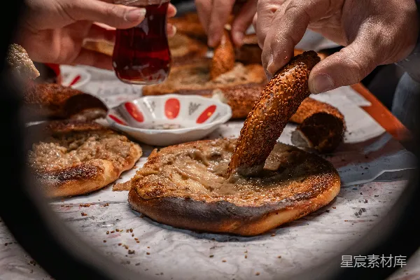 高清摄影 共享美食的温暖时光