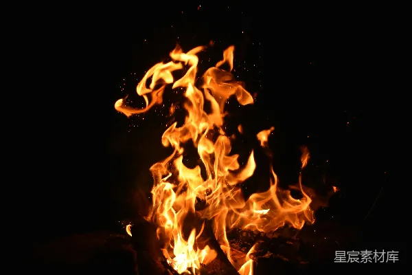 高清摄影 夜幕下的篝火