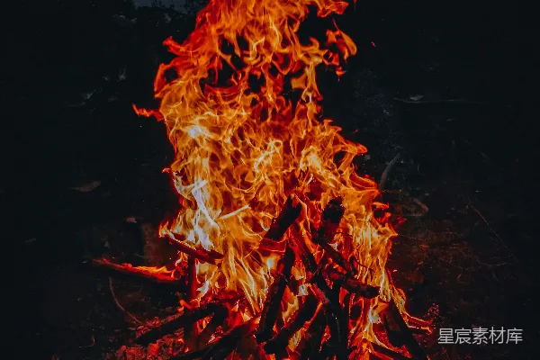 高清摄影 夜幕下的篝火