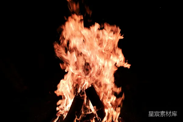 高清摄影 夜幕下的篝火