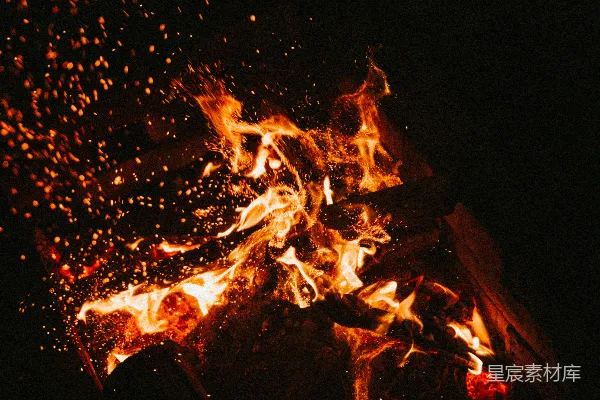 高清摄影 夜晚的篝火