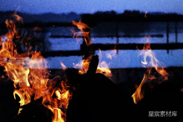 高清摄影 夜幕下的篝火