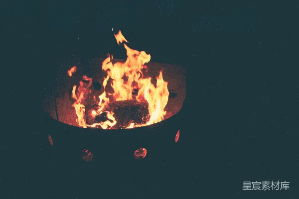 高清摄影 夜空下的篝火
