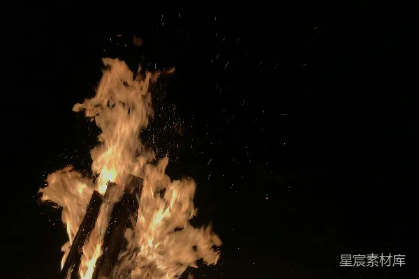 高清摄影 夜幕下的篝火