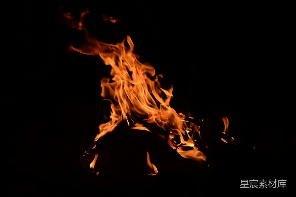 高清摄影 夜幕下的篝火