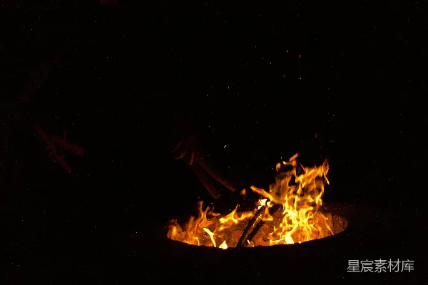 高清摄影 夜幕下的篝火