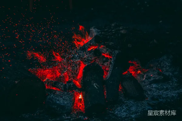 高清摄影 夜幕下的篝火
