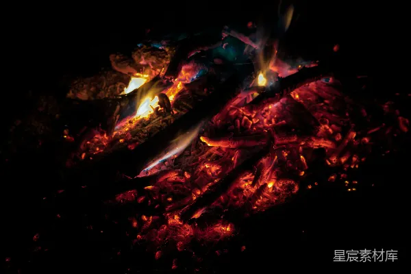 高清摄影 夜晚的篝火