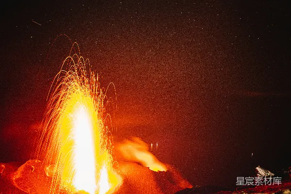 高清摄影 火山喷发的夜景