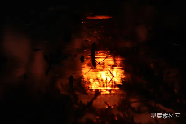 高清摄影 夜幕下的光影倒影