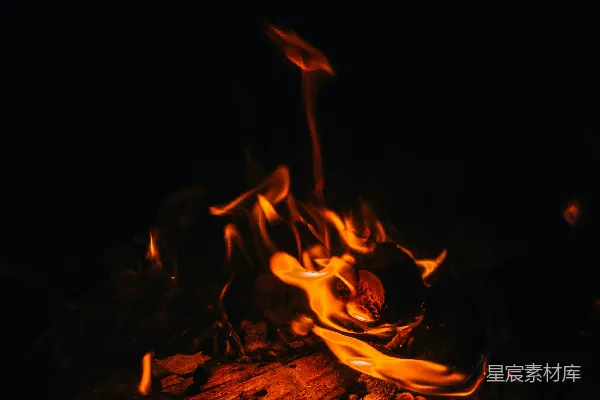 高清摄影 篝火夜景