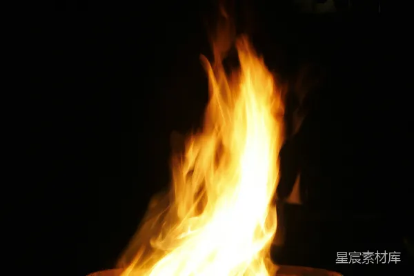 高清摄影 夜幕下的篝火