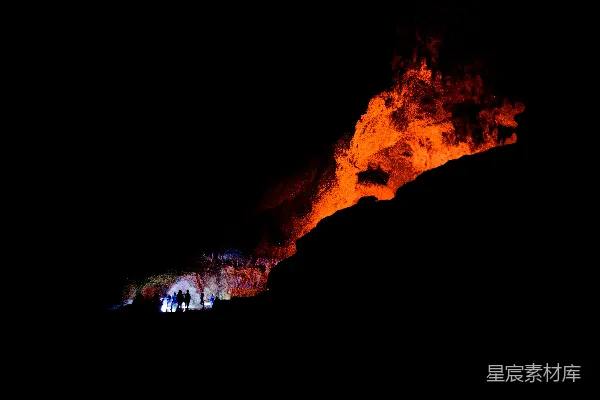 高清摄影 火山爆发的夜景