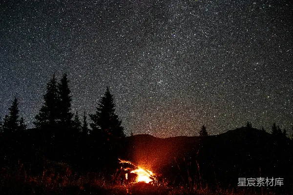 高清摄影 星空下的篝火