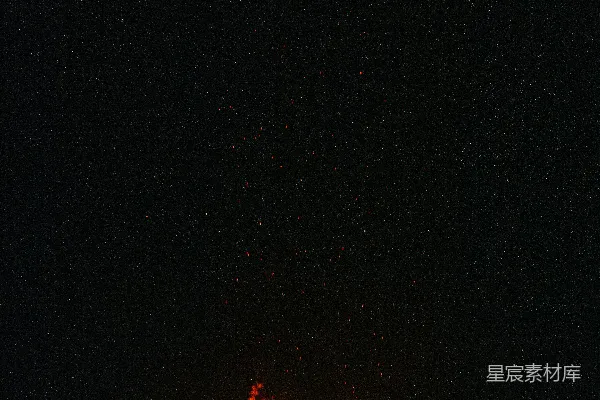 高清摄影 夜空中升腾的火焰
