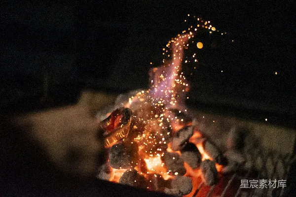 高清摄影 篝火夜景
