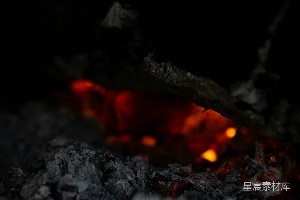 高清摄影 夜幕下的篝火