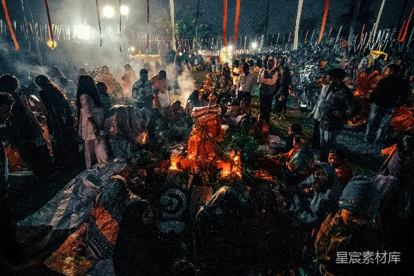 高清摄影 夜晚的宗教仪式