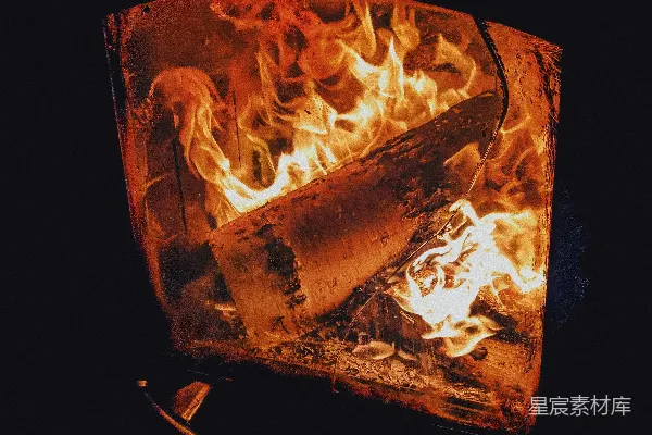 高清摄影 火光中的艺术作品