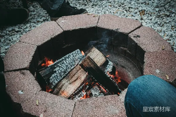 高清摄影 篝火晚会