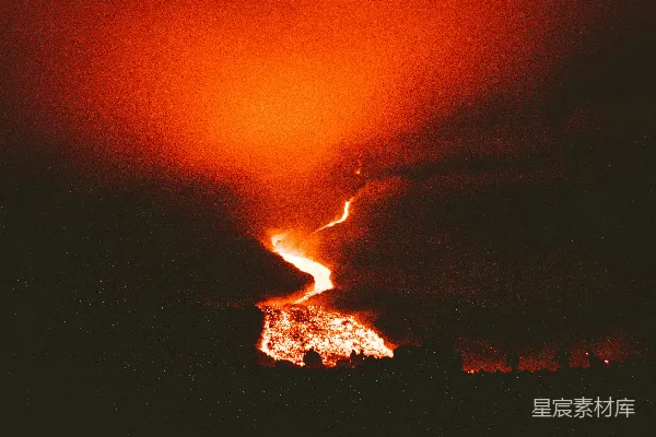 高清摄影 火山喷发的壮观之夜
