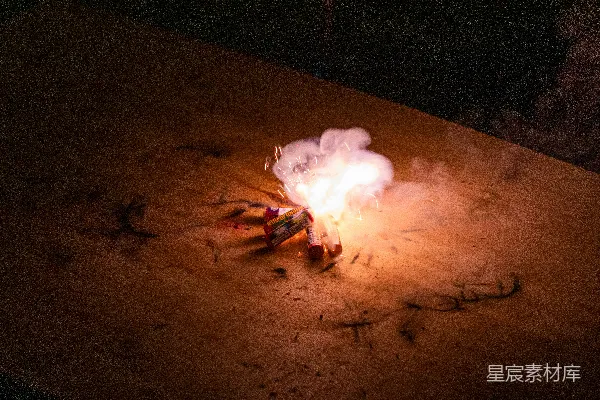 高清摄影 夜间烟花爆炸