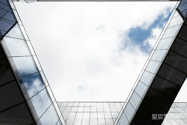 高清摄影 现代玻璃建筑的天空视角