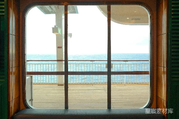 高清摄影 船舱窗外的海景