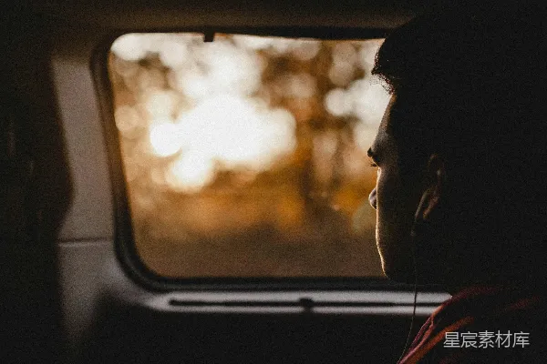 高清摄影 车窗外的黄昏